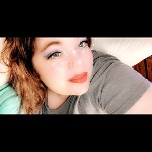 Meet your Posher, Judyth